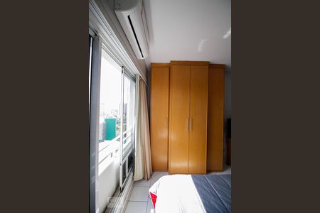 Studio à venda com 30m², 1 quarto e 1 vaga Studio à venda com 30m², 1 quarto e 1 vagaQuarto