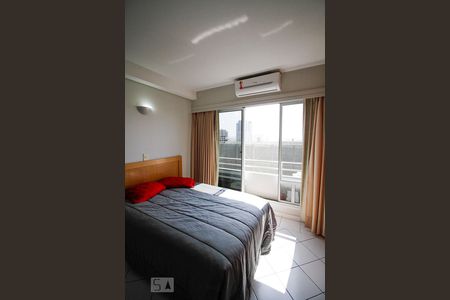 Studio à venda com 30m², 1 quarto e 1 vaga Studio à venda com 30m², 1 quarto e 1 vagaQuarto