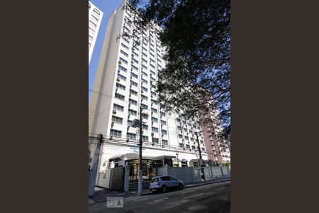 Studio à venda com 30m², 1 quarto e 1 vaga Studio à venda com 30m², 1 quarto e 1 vagaFachada