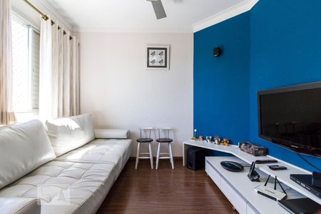 Sala de TV  de apartamento à venda com 2 quartos, 74m² em Vila Carrão, São Paulo