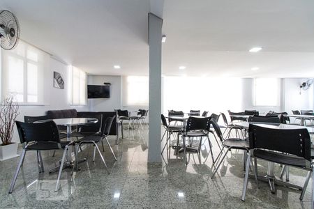 Apartamento à venda com 74m², 2 quartos e 2 vagasSalão de Festas 