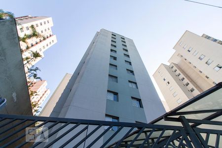 Apartamento à venda com 74m², 2 quartos e 2 vagasFachada 