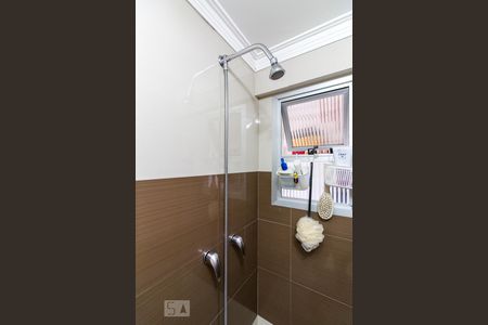 Apartamento à venda com 74m², 2 quartos e 2 vagasChuveiro do Banheiro Social 