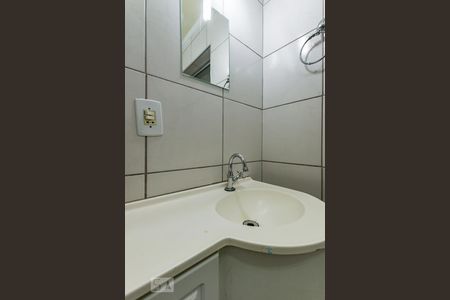 Banheiro de apartamento à venda com 1 quarto, 31m² em Botafogo, Campinas