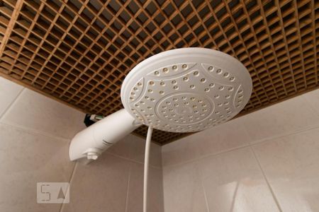 Chuveiro de apartamento para alugar com 3 quartos, 85m² em Grajaú, Rio de Janeiro