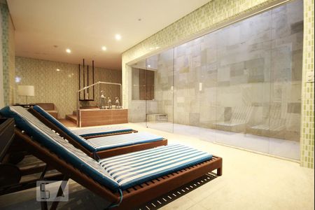 Apartamento à venda com 68m², 1 quarto e 1 vagaSpa