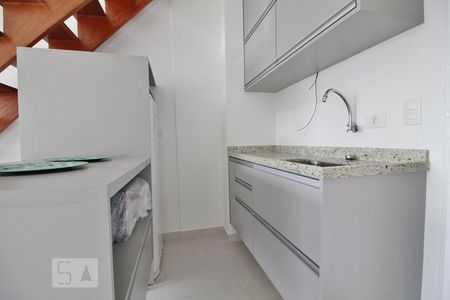 Cozinha de apartamento à venda com 1 quarto, 68m² em Jardim Ampliação, São Paulo