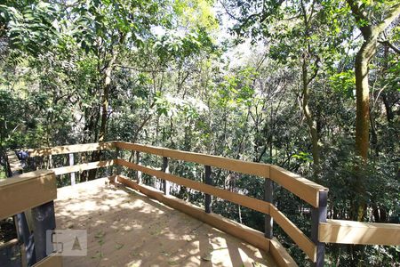 Apartamento à venda com 68m², 1 quarto e 1 vagaMirante