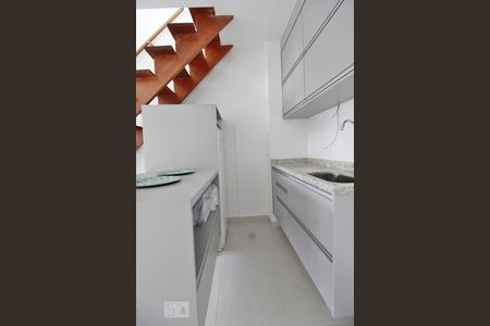 Cozinha de apartamento à venda com 1 quarto, 68m² em Jardim Ampliação, São Paulo
