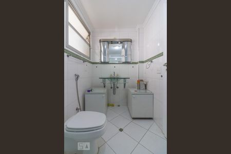 Banheiro de apartamento à venda com 2 quartos, 124m² em Vila Buarque, São Paulo