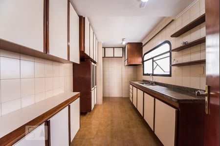 Apartamento à venda com 110m², 3 quartos e 2 vagasCozinha