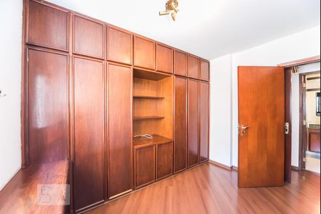 Apartamento à venda com 110m², 3 quartos e 2 vagasQuarto 1