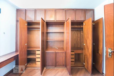 Apartamento à venda com 110m², 3 quartos e 2 vagasQuarto 1