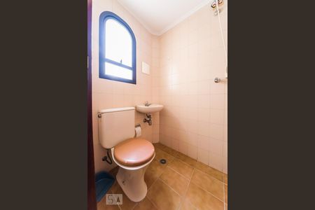 Apartamento à venda com 110m², 3 quartos e 2 vagasBanheiro de Serviço