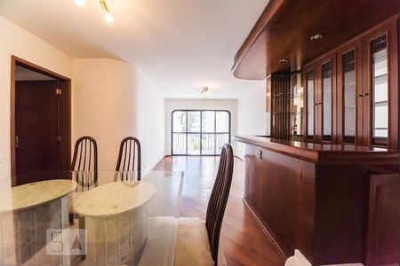 Apartamento à venda com 110m², 3 quartos e 2 vagasSala