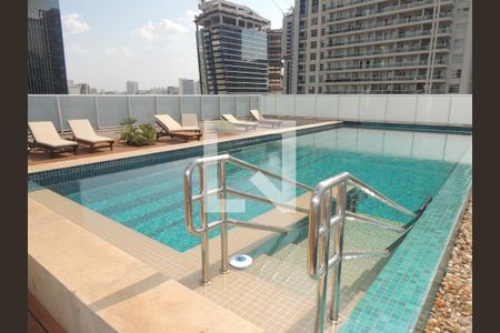 Apartamento para alugar com 33m², 1 quarto e 1 vagaÁrea comum - Piscina