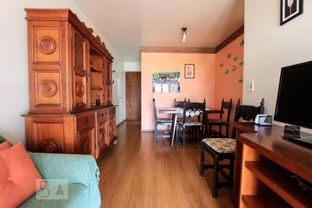 Sala de apartamento para alugar com 2 quartos, 62m² em Jardim Namba, São Paulo