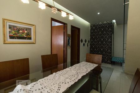Apartamento à venda com 120m², 3 quartos e 2 vagas Apartamento à venda com 120m², 3 quartos e 2 vagasSala