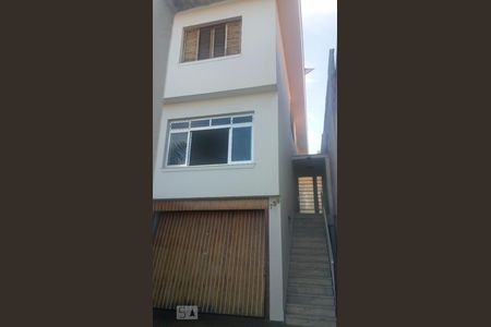 Casa à venda com 153m², 3 quartos e 3 vagasFachada