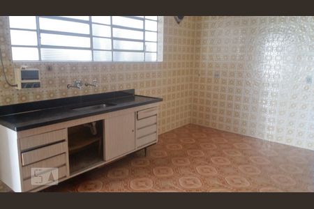 Casa à venda com 153m², 3 quartos e 3 vagasCozinha