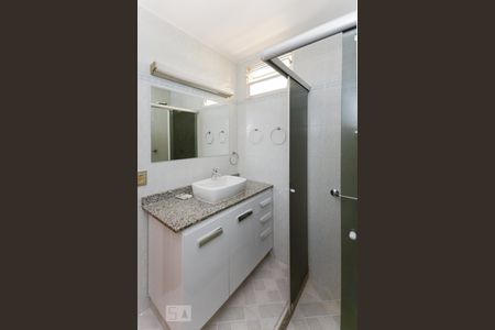Banheiro de apartamento à venda com 2 quartos, 70m² em Tijuca, Rio de Janeiro