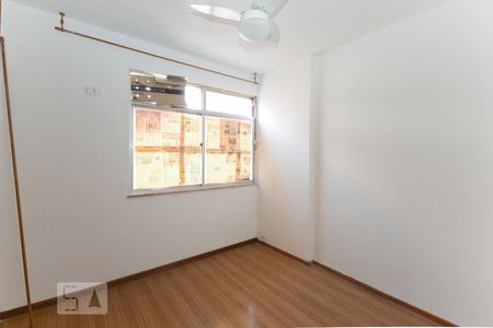 Apartamento à venda com 70m², 2 quartos e 1 vagaQuarto 2