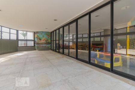 Apartamento para alugar com 210m², 4 quartos e 3 vagasÁrea comum