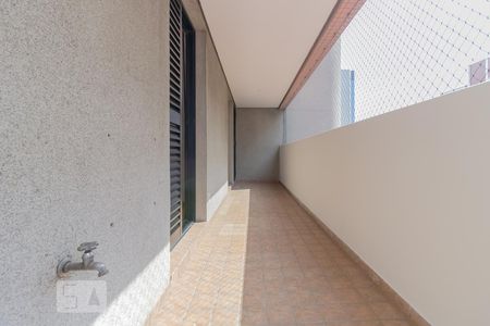Apartamento para alugar com 210m², 4 quartos e 3 vagasVaranda quartos