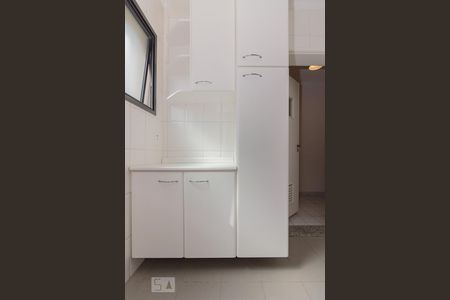 Apartamento para alugar com 210m², 4 quartos e 3 vagasÁrea de serviço