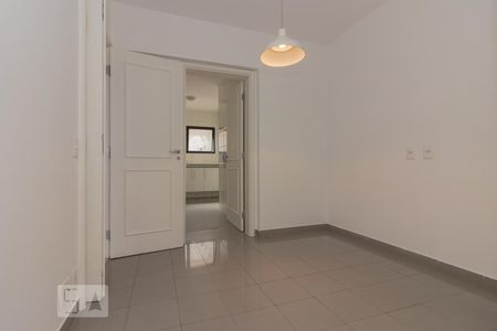 Apartamento para alugar com 210m², 4 quartos e 3 vagasCopa