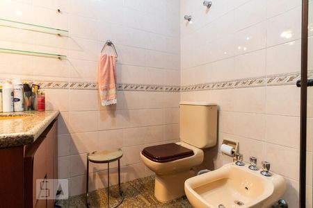 Apartamento à venda com 120m², 4 quartos e 2 vagasBanheiro - Suíte 2