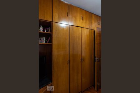 Apartamento à venda com 120m², 4 quartos e 2 vagasQuarto