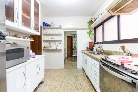 Apartamento à venda com 120m², 4 quartos e 2 vagasCozinha