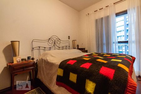 Apartamento à venda com 120m², 4 quartos e 2 vagasSuíte 2