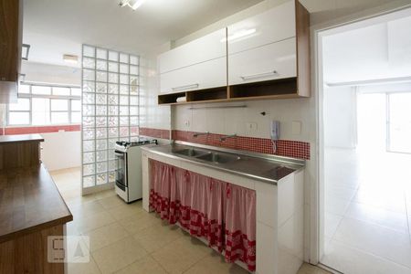 Apartamento para alugar com 100m², 2 quartos e 1 vagaCozinha