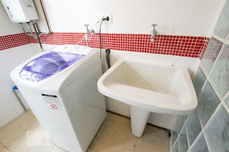 Apartamento para alugar com 100m², 2 quartos e 1 vagaÁrea de Serviço