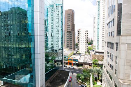 Vista Sala de apartamento para alugar com 2 quartos, 100m² em Itaim Bibi, São Paulo