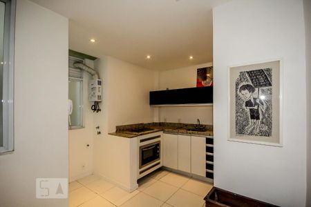 Cozinha de apartamento para alugar com 1 quarto, 55m² em Copacabana, Rio de Janeiro