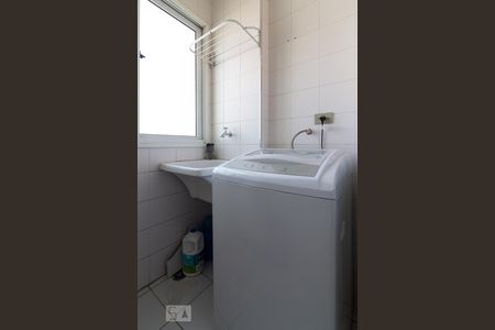 Apartamento à venda com 60m², 2 quartos e 2 vagas Apartamento à venda com 60m², 2 quartos e 2 vagasÁrea de serviço