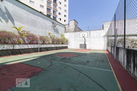 Apartamento à venda com 60m², 2 quartos e 2 vagas Apartamento à venda com 60m², 2 quartos e 2 vagasQuadra de esportes