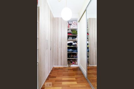 Suíte de casa de condomínio para alugar com 3 quartos, 156m² em Cambuci, São Paulo