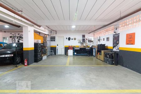 Casa de condomínio para alugar com 156m², 3 quartos e 4 vagas Casa de condomínio para alugar com 156m², 3 quartos e 4 vagasGaragem