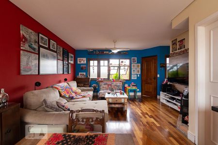 Sala de casa de condomínio para alugar com 3 quartos, 156m² em Cambuci, São Paulo