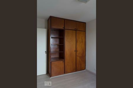 Quarto 1 (Armários) de apartamento à venda com 2 quartos, 65m² em Ipiranga, São Paulo
