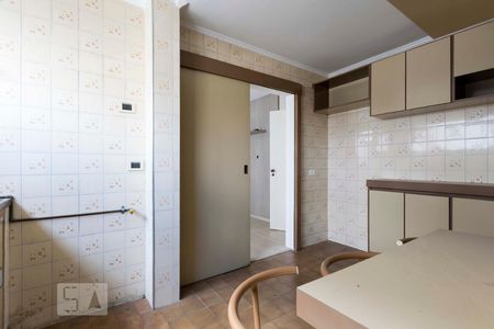 Apartamento à venda com 65m², 2 quartos e sem vagaCozinha