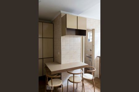 Apartamento à venda com 65m², 2 quartos e sem vagaCozinha (Armários)