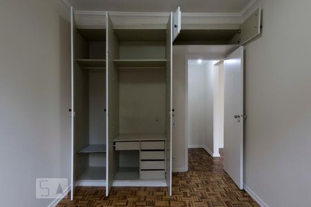 Quarto (Armários) de apartamento para alugar com 1 quarto, 85m² em Vila Mariana, São Paulo