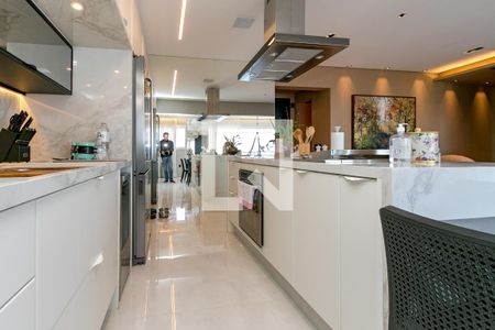 Apartamento à venda com 84m², 2 quartos e 2 vagasCozinha