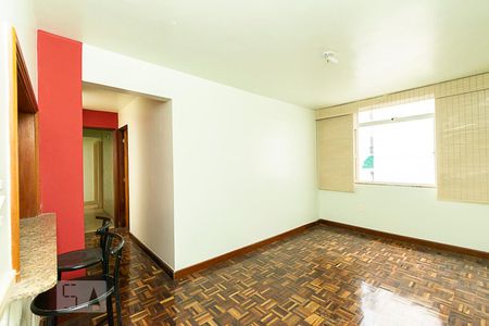 Sala de apartamento para alugar com 3 quartos, 80m² em Ingá, Niterói