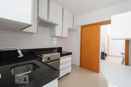 Apartamento à venda com 196m², 3 quartos e 3 vagas Apartamento à venda com 196m², 3 quartos e 3 vagasCozinha - 1º Andar